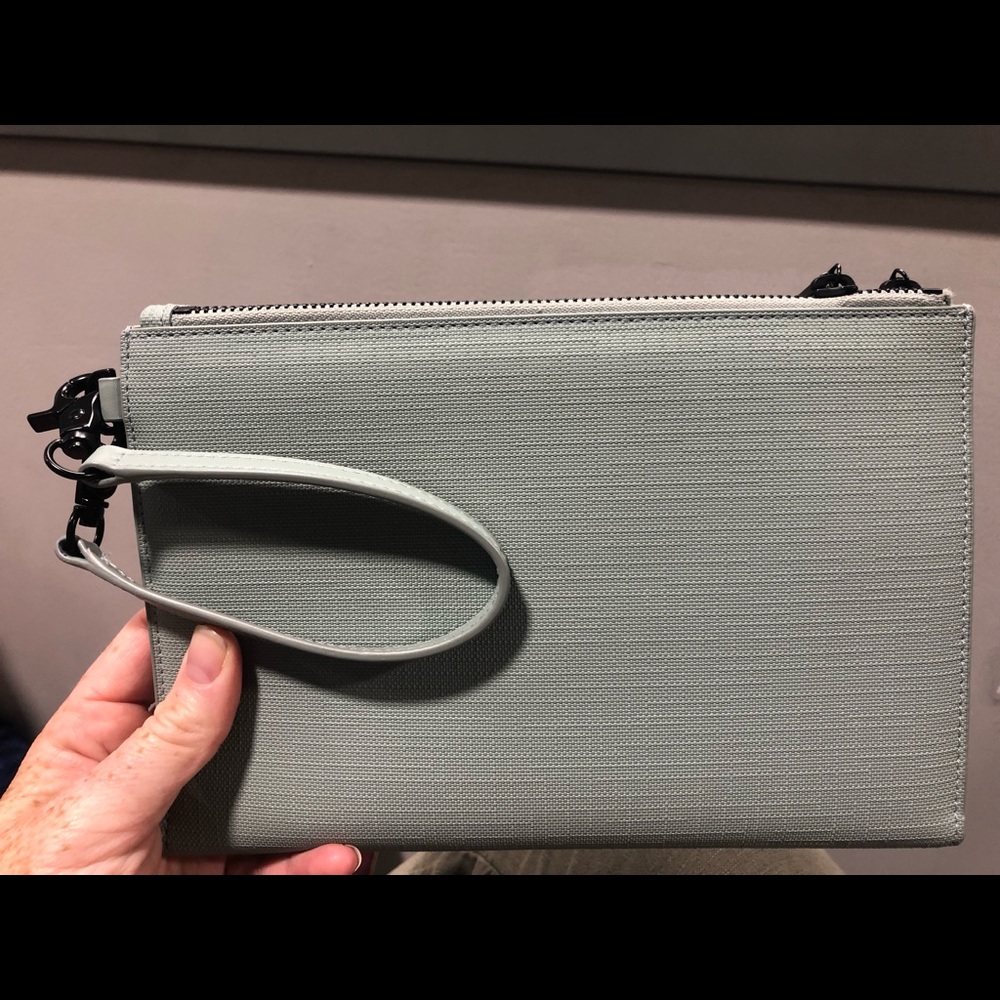 Dagne Dover Essentials Clutch Sea Mist